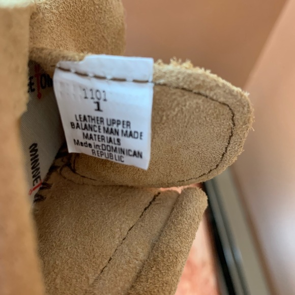 NWOB Baby Minnetonka Moccasin Booties - Picture 8 of 9